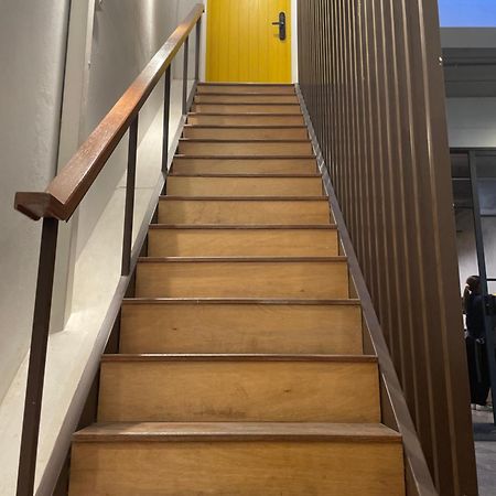 Yellow Door HHQ Esterno foto