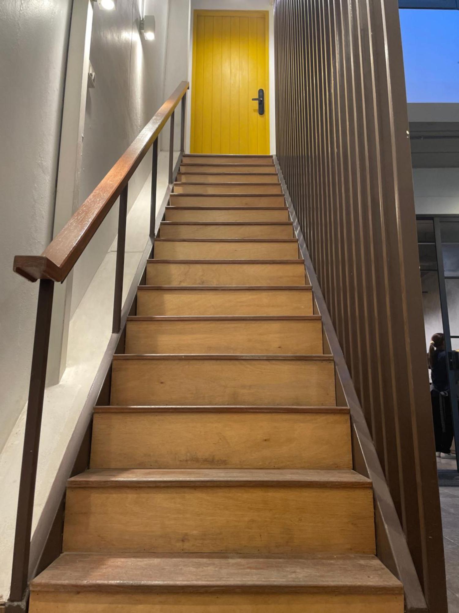 Yellow Door HHQ Esterno foto